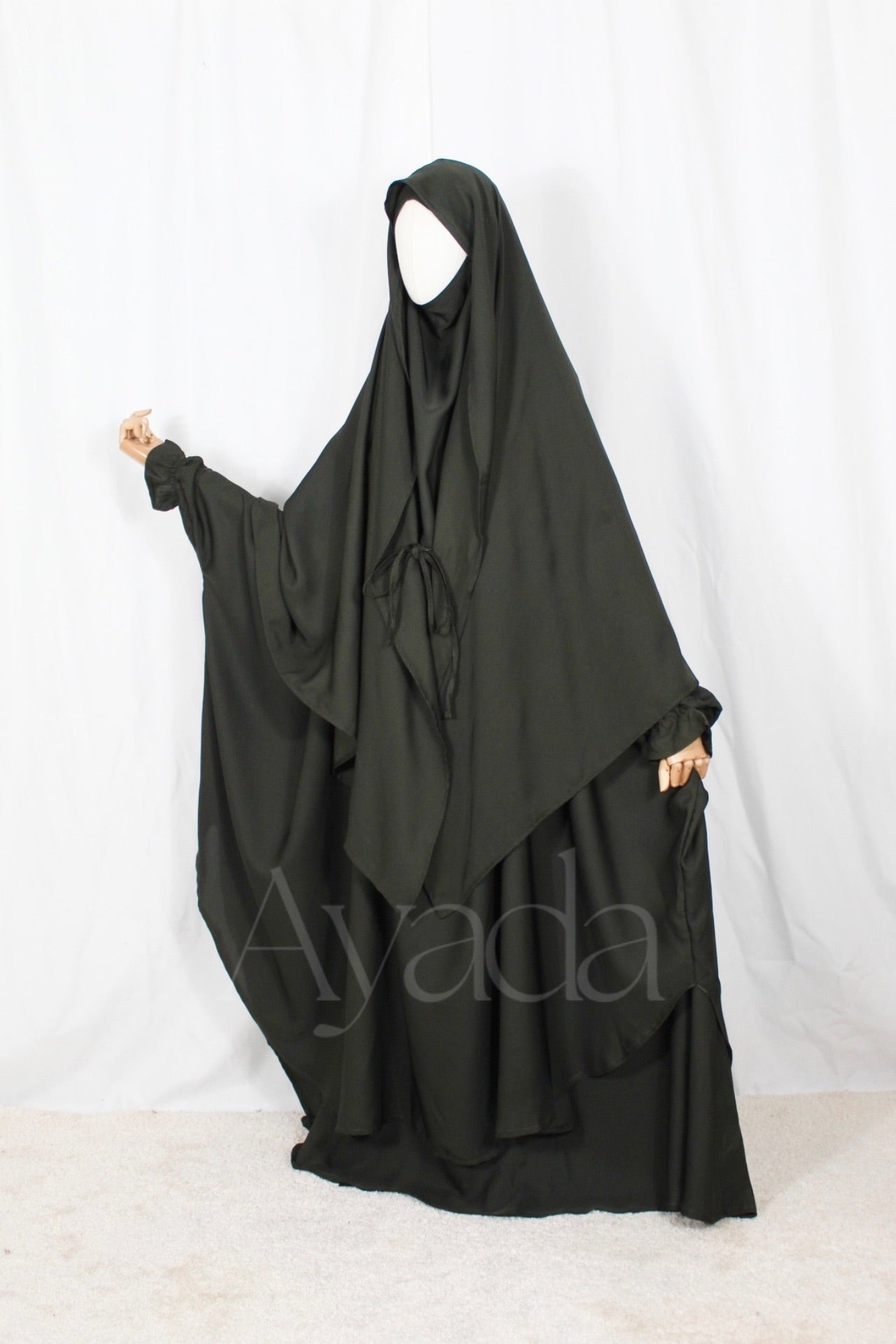 Jilbeb Awra Nidha 3 pieces (Cape + Top + Skirt)