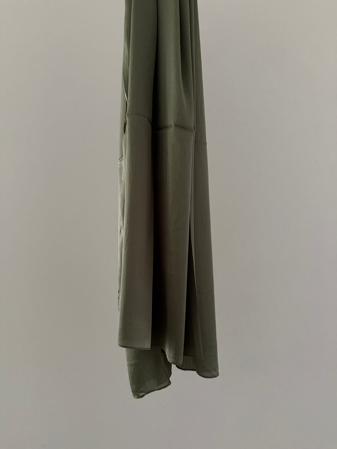 Hijab satin texturé rayé