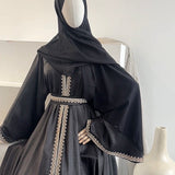 Abaya Layāl