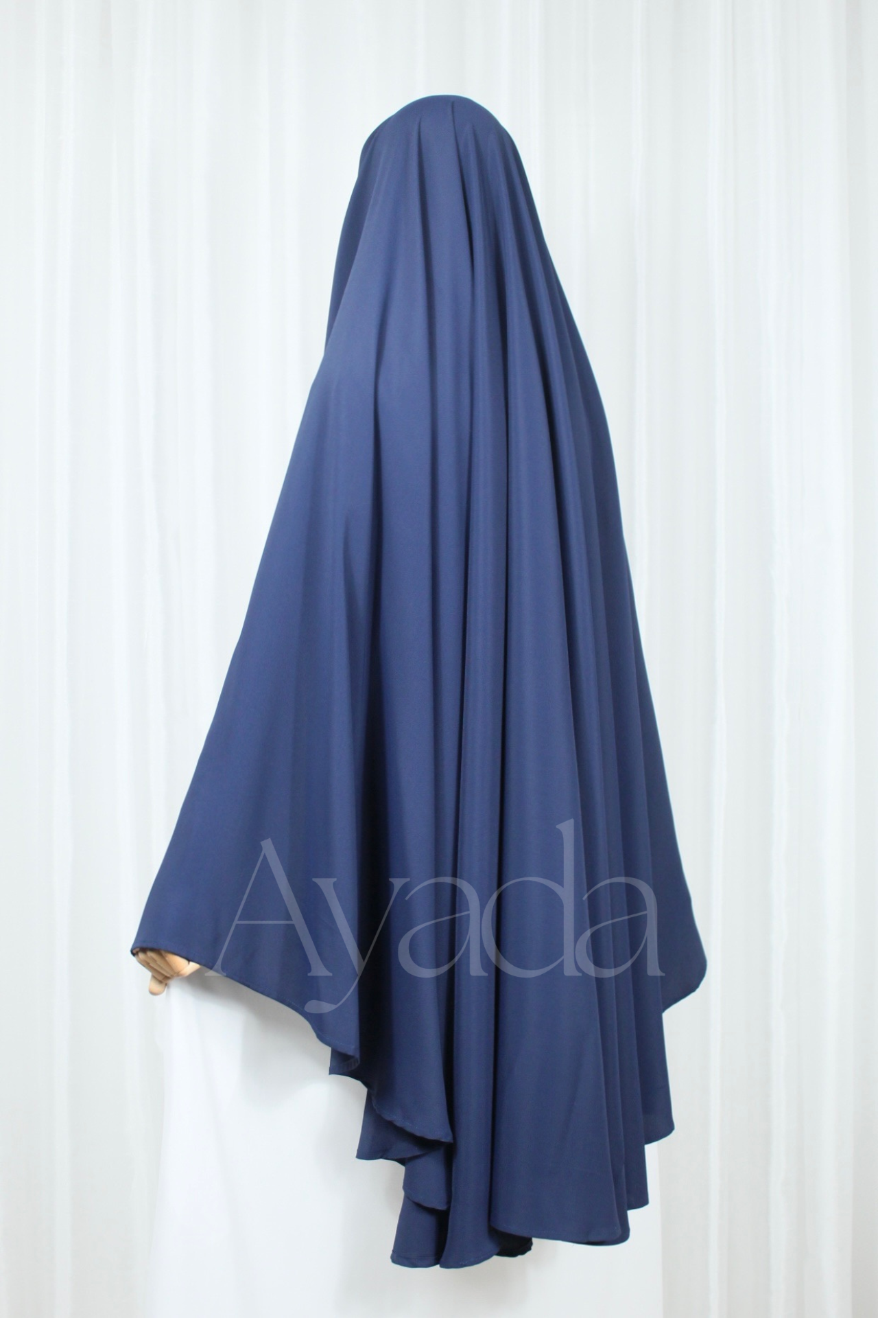 Rounded Haya Cape Medina Silk