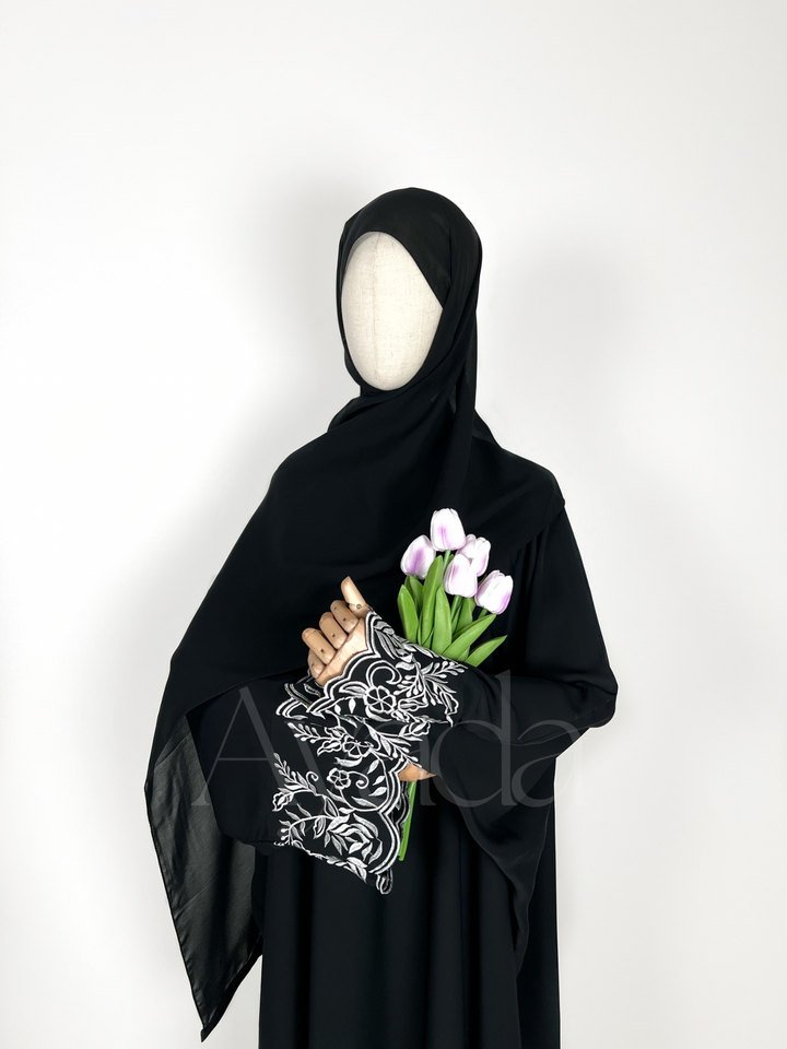 Abaya Flowra + Hijab offert