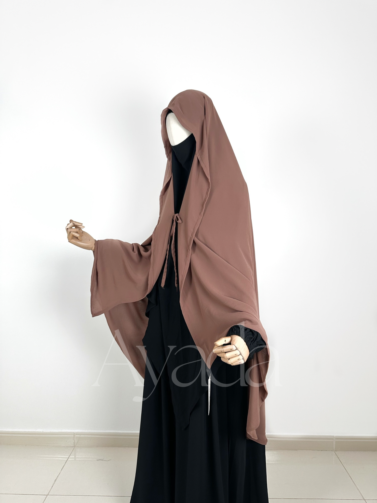 Rounded Haya Cape Muslin
