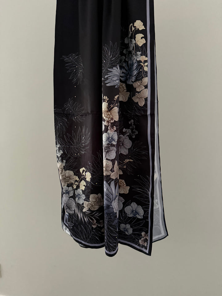 Hijab Satiné Strass motifs fleurs