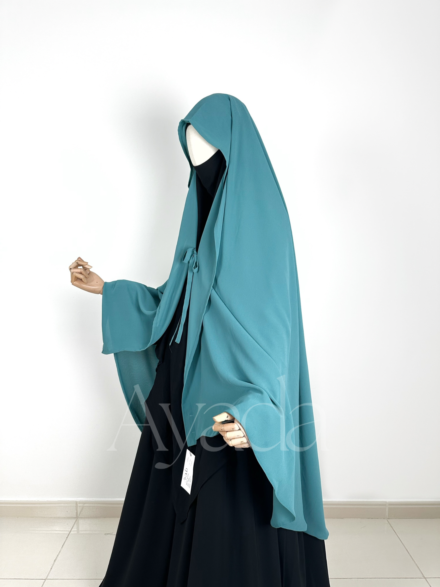 Rounded Haya Cape Muslin