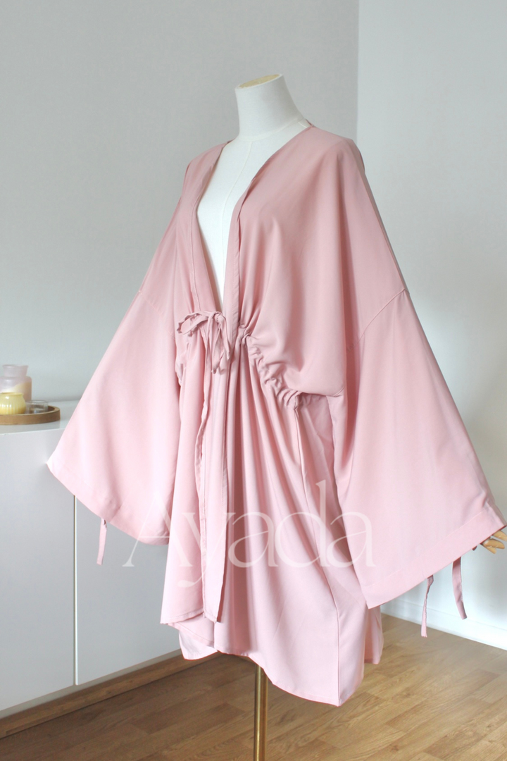 Kimono Saya Court