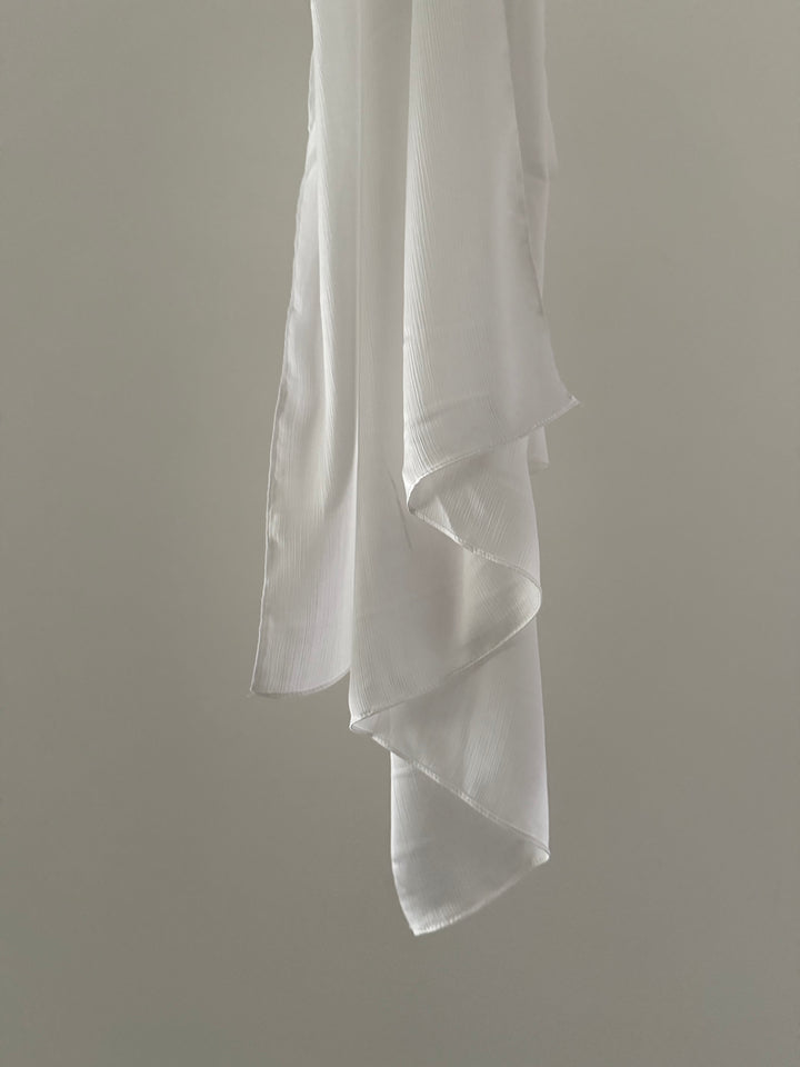 Hijab satin texturé rayé