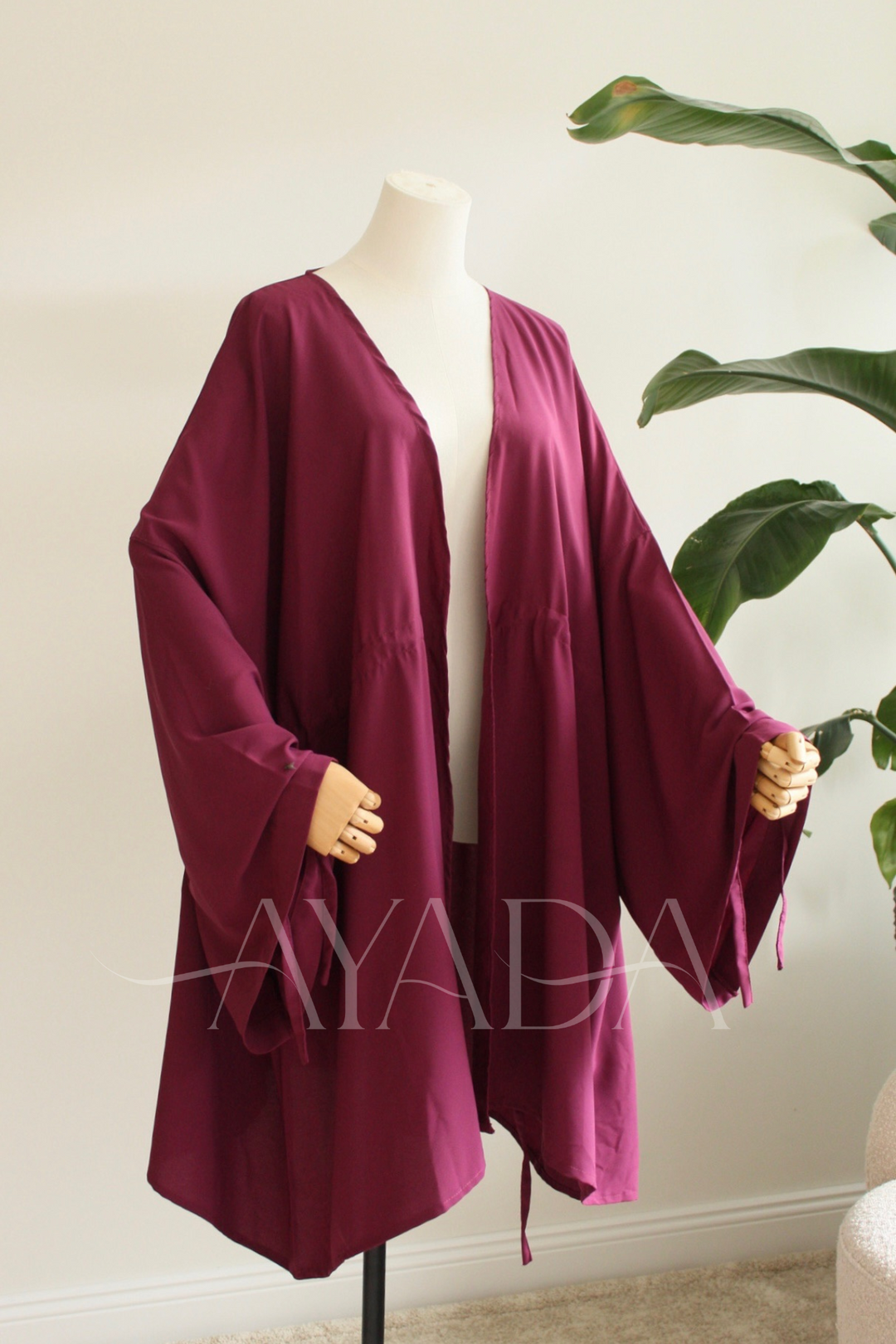 Kimono Saya Court