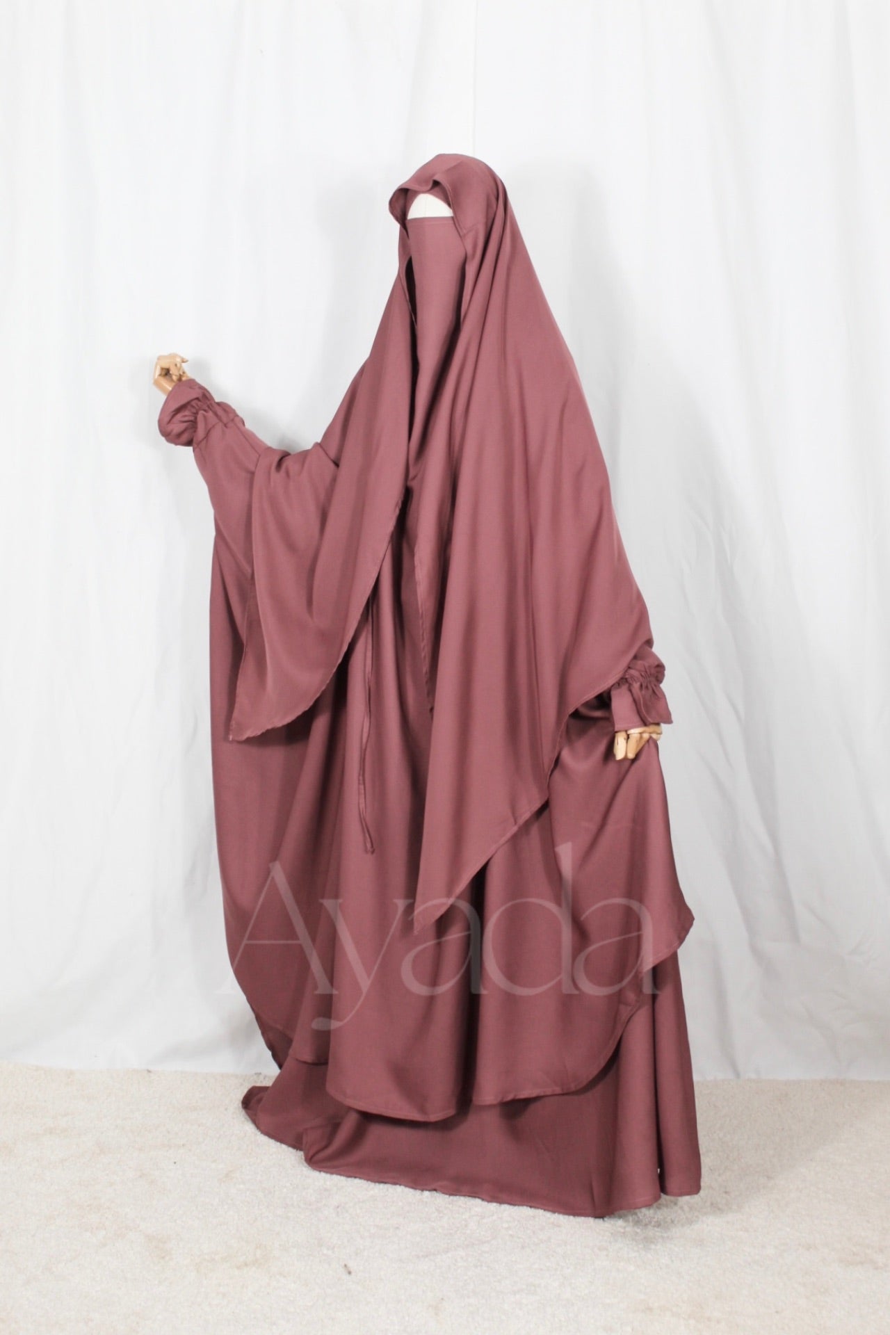 Jilbeb Awra Nidha 3 pieces (Cape + Top + Skirt)