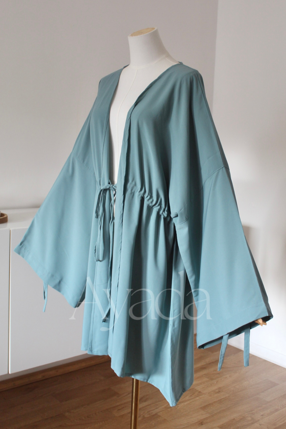Kimono Saya Court