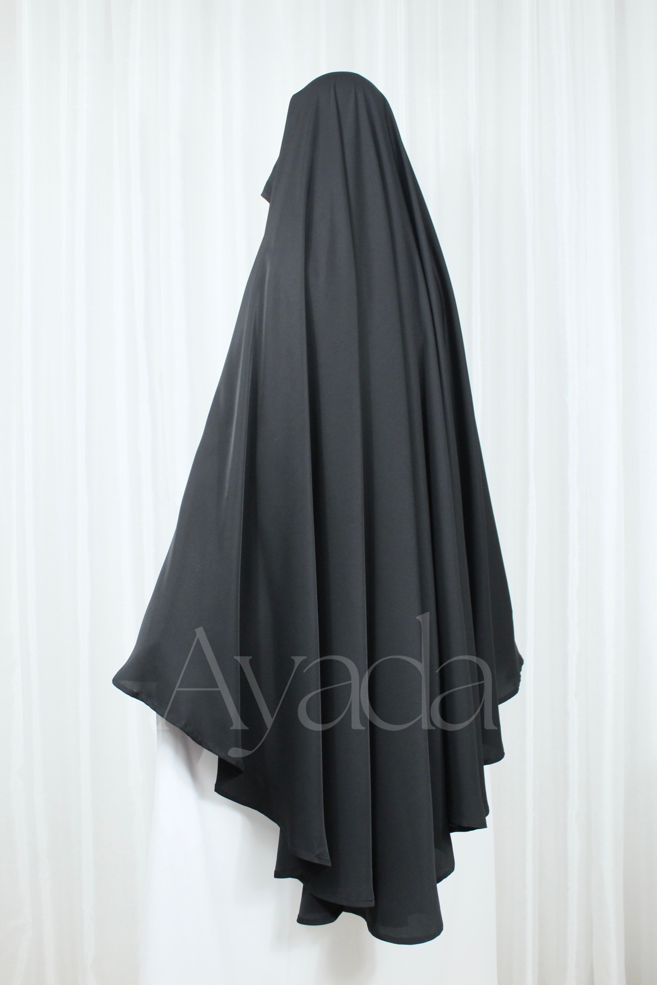 Rounded Haya Cape Medina Silk