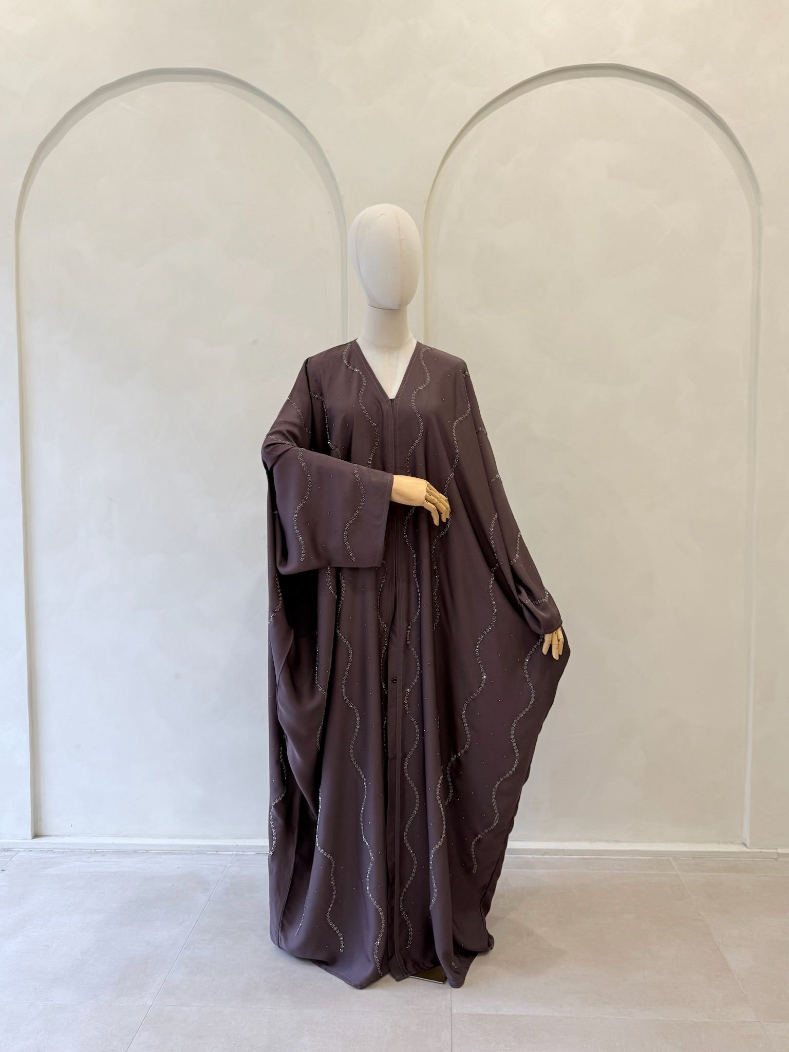 Abaya Nyrā
