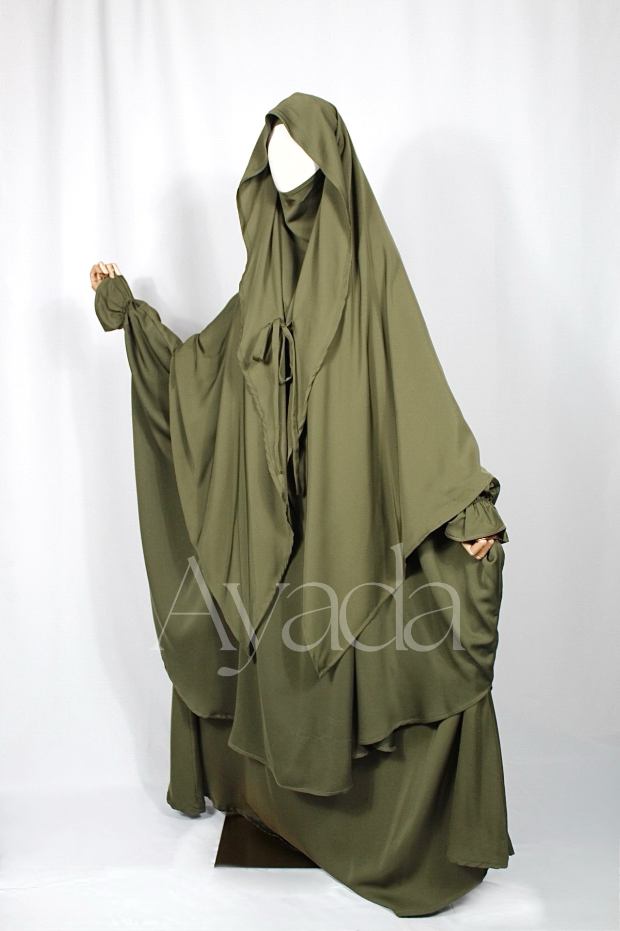 Jilbeb Awra Nidha 3 pieces (Cape + Top + Skirt)