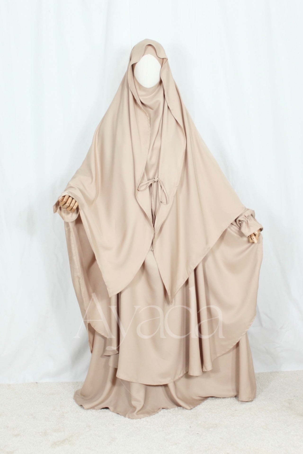 Jilbeb Awra Nidha 3 pieces (Cape + Top + Skirt)